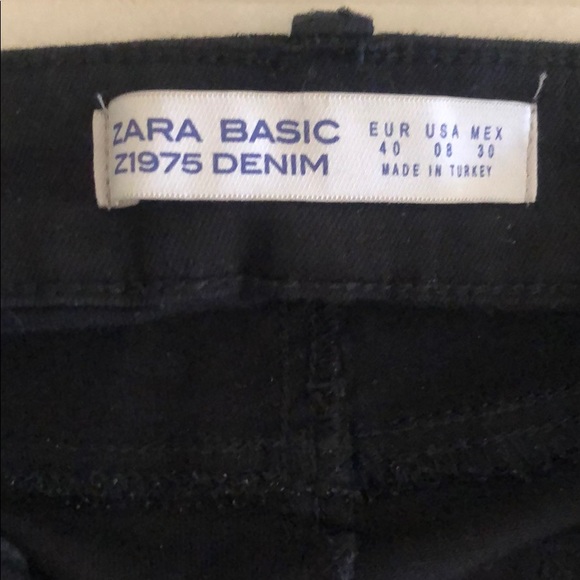 Zara pants with red stripes and white detail - Picture 6 of 6